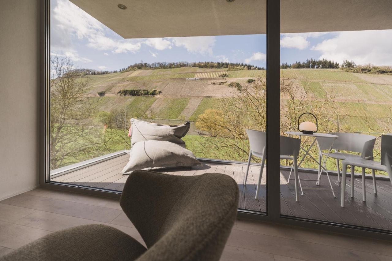 Steillage - Design Moselsuiten Mit Panoramablick Und Spa Brauneberg Eksteriør billede