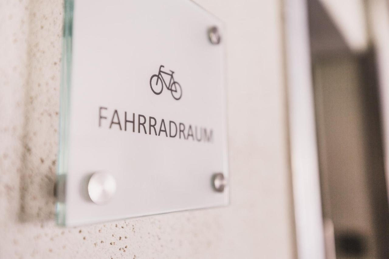 Steillage - Design Moselsuiten Mit Panoramablick Und Spa Brauneberg Eksteriør billede