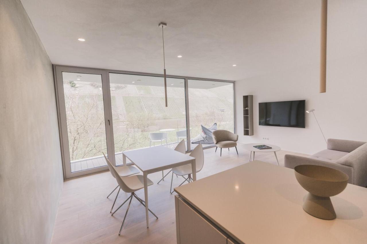 Steillage - Design Moselsuiten Mit Panoramablick Und Spa Brauneberg Eksteriør billede